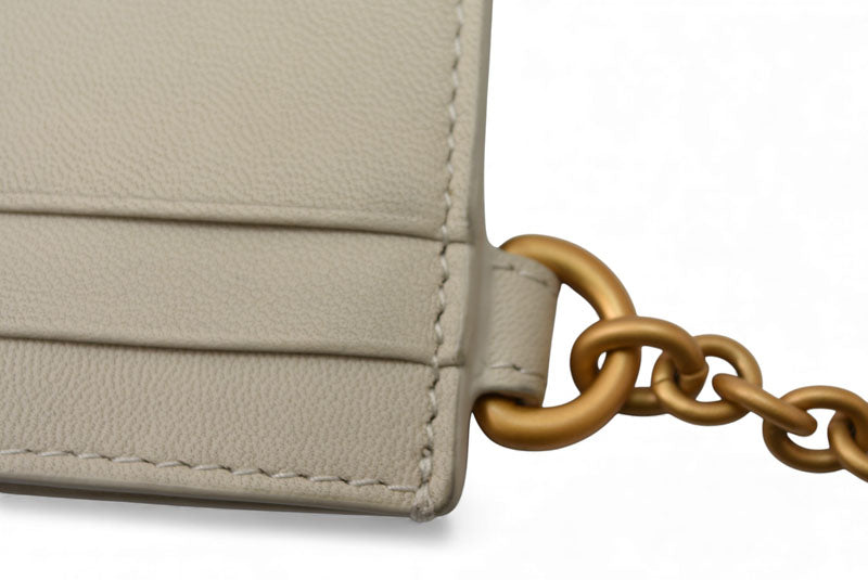 ボッテガヴェネタ カードケース/フラグメントケース BOTTEGA VENETA チェーン付 レザー クリーム【中古】