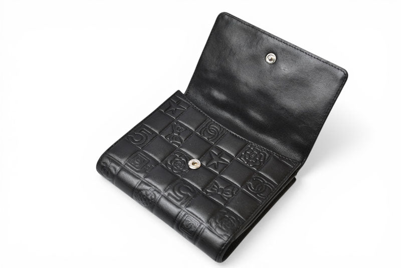 シャネル 財布/二つ折り CHANEL 折財布 ラムスキン アイコン ブラック【中古】