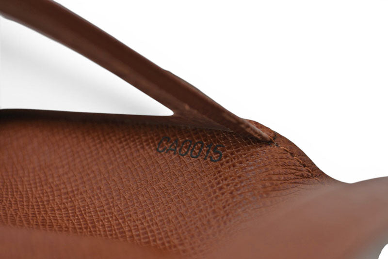 ルイヴィトン パスケース/カードケース LOUIS VUITTON モノグラム ポルト2カルト ヴェルティカル 定期入れ M60533【中古】