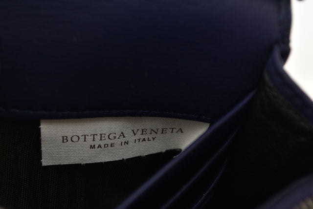 ボッテガヴェネタ 長財布/チェーンウォレット/クラッチバッグ/スマホ収納 BOTTEGA VENETA イントレチャート ブルーアトランティコ