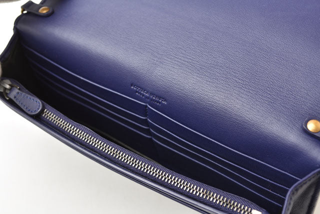 ボッテガヴェネタ 長財布/チェーンウォレット/クラッチバッグ/スマホ収納 BOTTEGA VENETA イントレチャート ブルーアトランティコ