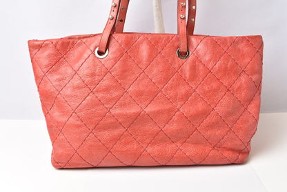 シャネル ショルダーバッグ/トートバッグ CHANEL キルティングレザー ダークピンク/シルバー