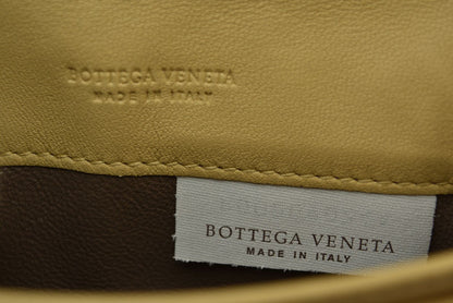 ボッテガヴェネタ　カードケース/コインケース BOTTEGA VENETA イントレチャート レザー ベージュ/カーキマルチ 133945【中古】