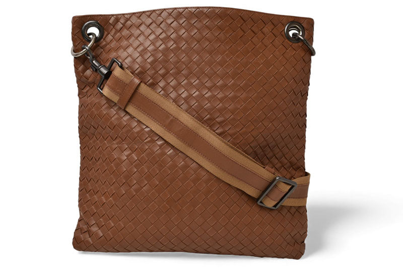 ボッテガヴェネタ ショルダーバッグ/メッセンジャーバッグ BOTTEGA VENETA クロスボディ イントレチャートVN ブラウン 161623【中古】