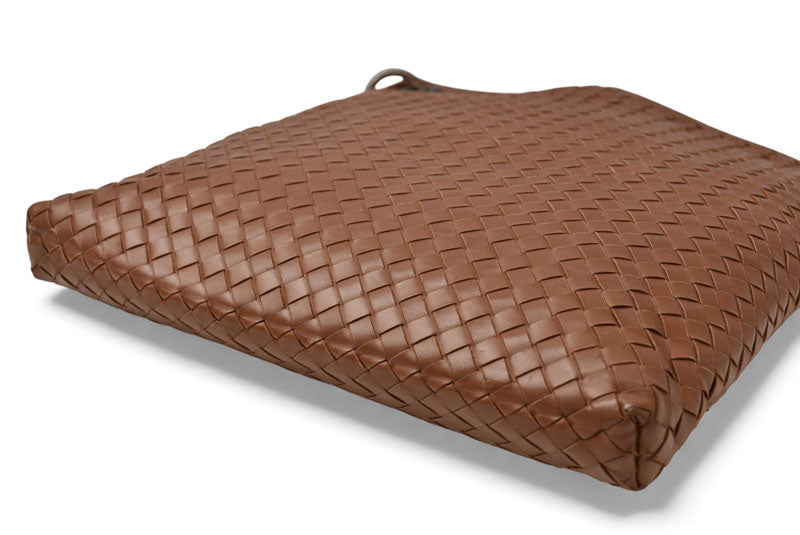 ボッテガヴェネタ ショルダーバッグ/メッセンジャーバッグ BOTTEGA VENETA クロスボディ イントレチャートVN ブラウン 161623【中古】