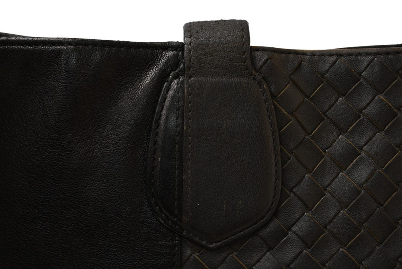 ボッテガヴェネタ ショルダーバッグ/メッセンジャーバッグ BOTTEGA VENETA クロスボディ イントレチャートVN ブラック/グレー 【中古】