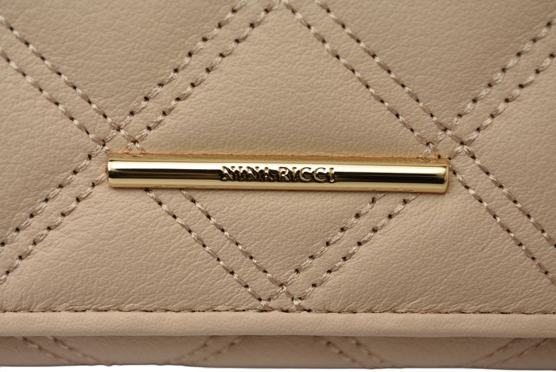 ニナリッチ 財布 NINA RICCI 長財布 レザー レディース ルクソール ベージュ 085190410 未使用【中古】