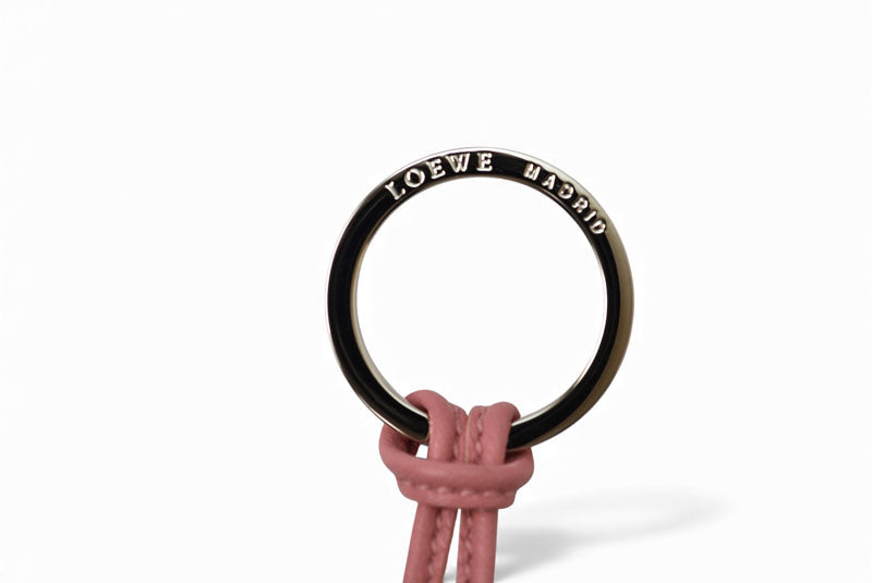 ロエベ キーリング/キーホルダー LOEWE バッグチャーム タッセル ローズ 111.08.415 未使用【中古】