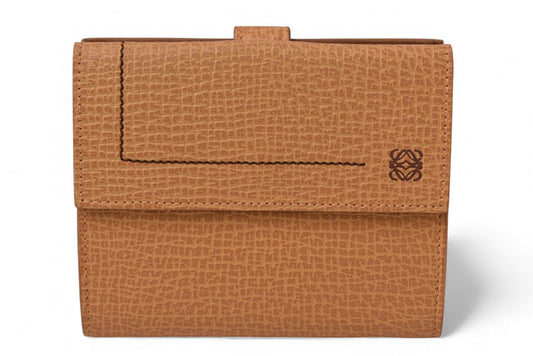 ロエベ 財布 LOEWE 三つ折り財布 アナグラム トリフォルド キャラメル【中古】