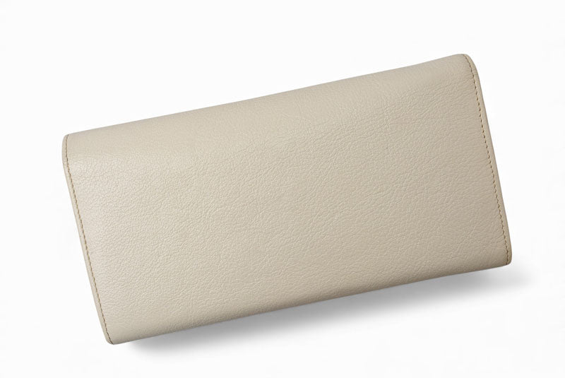 カルティエ 財布 Cartier 長財布 マルチェロ 2C パンチングロゴ ホワイト【中古】