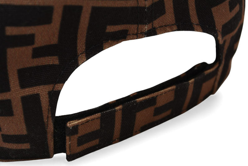 フェンディ ベースボールキャップ/帽子 FENDI 調整ストラップ FFロゴ ブラウン FXQ498 ブラウン/レッド 58cm【中古】