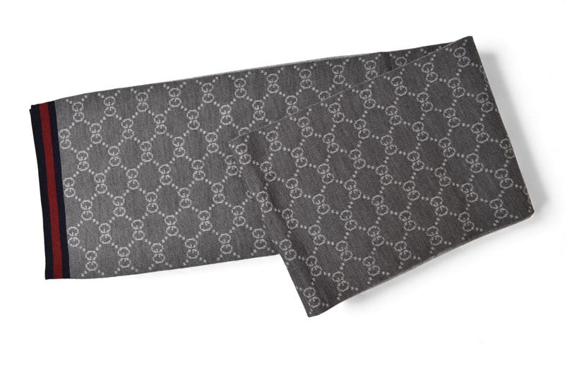 グッチ マフラー GUCCI ウインタースカーフ ウール100% GG柄/ライトグレー 325806 3G206 1263【中古】