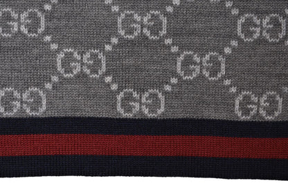 グッチ マフラー GUCCI ウインタースカーフ ウール100% GG柄/ライトグレー 325806 3G206 1263【中古】