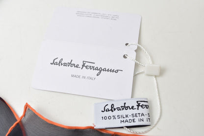 サルヴァトーレフェラガモ スカーフ/ストール 未使用 Salvatore Ferragamo スカーフ フラワー/バタフライ マリン/マルチ【中古】