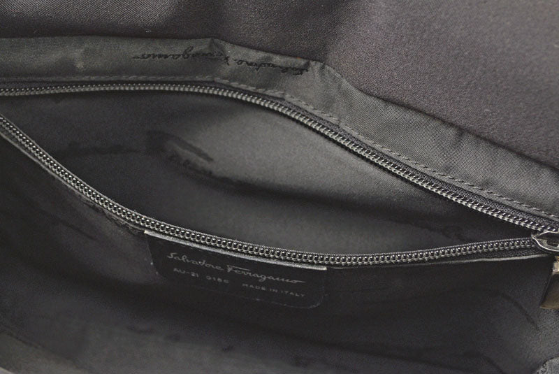 フェラガモ トートバッグ/ショルダーバッグ Salvatore Ferragamo ヴァラチェーン ブラック AU-21 0186【中古】