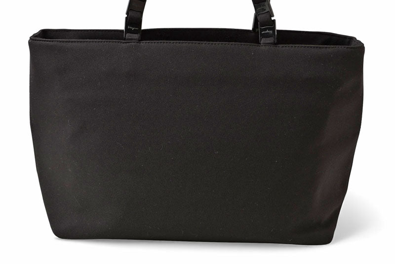 フェラガモ トートバッグ/ショルダーバッグ Salvatore Ferragamo ヴァラチェーン ブラック AU-21 0186【中古】