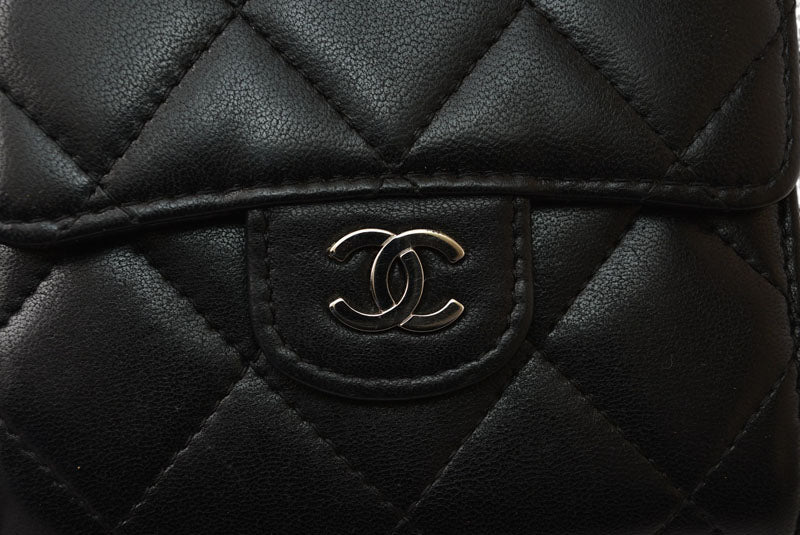シャネル 財布 CHANEL 三つ折り財布 マトラッセ ラムスキン ブラック/シルバー金具【中古】