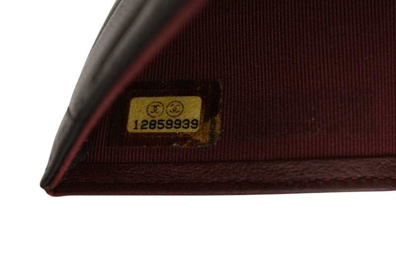 シャネル 財布 CHANEL 三つ折り財布 マトラッセ ラムスキン ブラック/シルバー金具【中古】