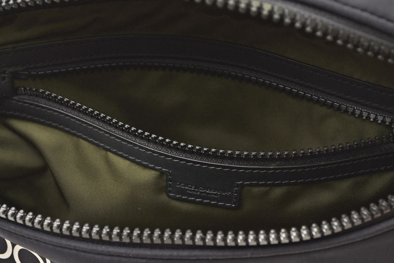 ドルチェアンドガッバーナ バッグ/ボディバッグ DOLCE&GABBANA テクニコ ネオプレン ブラック BM1760 メンズ/レディース【中古】
