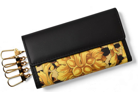 ヴェルサーチ キーケース 5連 VERSACE ヴィンテージ フラワー ブラック/ゴールド【中古】