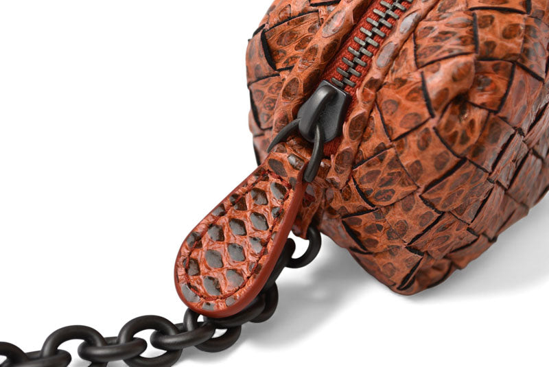 ボッテガヴェネタ キーホルダー/コインケース/ミニポーチ BOTTEGA VENETA イントレチャート 474569 VT201 6542 オレンジ系 スネーク柄
