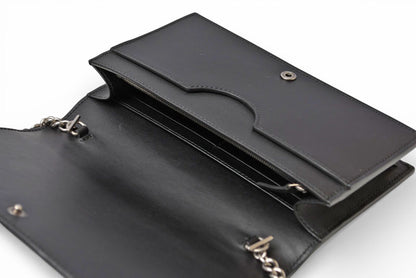 グッチ ショルダーバッグ/クラッチバッグ/チェーンウォレット 2way GUCCI エンボスロゴ/ブラック 421850【中古】