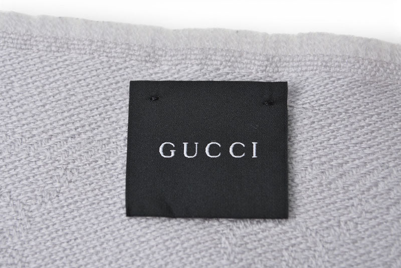 グッチ マフラー GUCCI ウインタースカーフ ウール100% GG柄/ライトシルバー【中古】