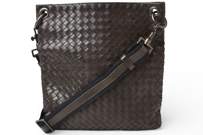 ボッテガヴェネタ ショルダーバッグ/メッセンジャーバッグ BOTTEGA VENETA クロスボディ イントレチャートVN ダークブラウン 172726【中古】