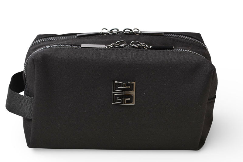 ジバンシー/ジバンシィ ポーチ/トラベルポーチ GIVENCHY 小物入れ ブラック メンズ/レディース【中古】