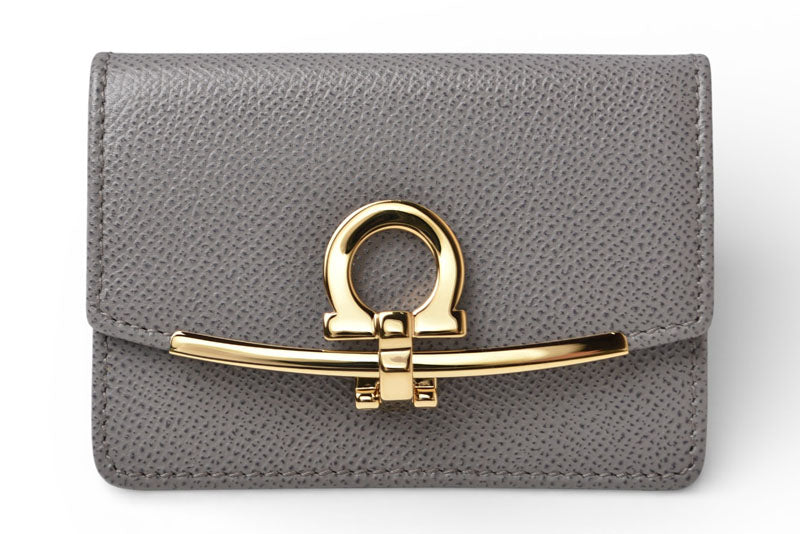 サルヴァトーレフェラガモ カードケース/コインケース Salvatore Ferragamo キーチェーン付 レザー グレー【中古】