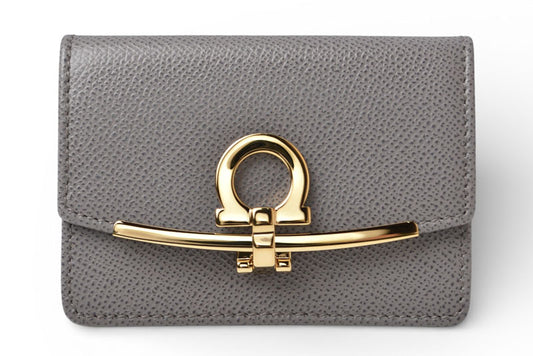 サルヴァトーレフェラガモ カードケース/コインケース Salvatore Ferragamo キーチェーン付 レザー グレー【中古】