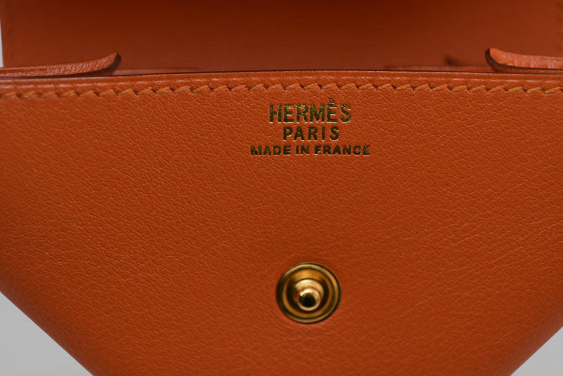 エルメス コインケース/小銭入れ HERMES ルヴァンキャトル レザー オレンジ系 □C刻印【中古】