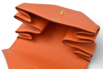 エルメス コインケース/小銭入れ HERMES ルヴァンキャトル レザー オレンジ系 □C刻印【中古】