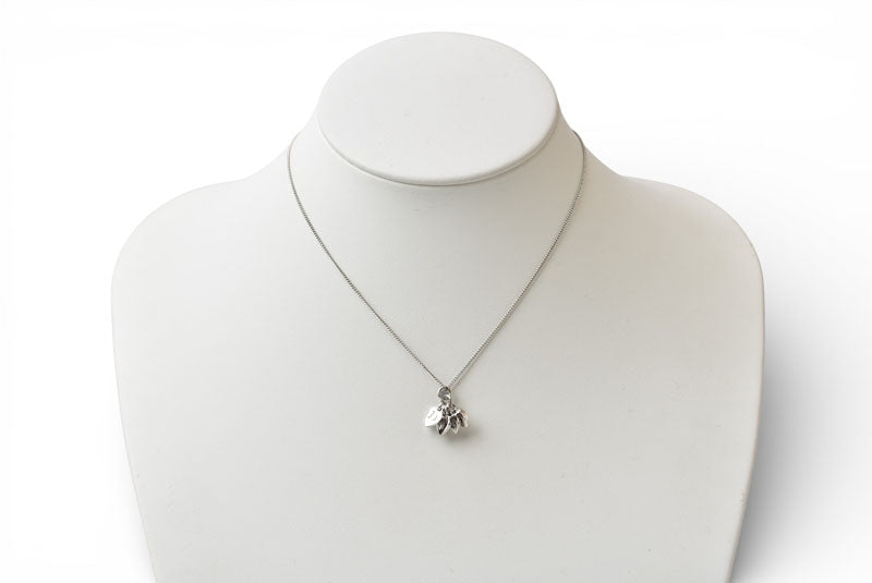 クリスチャンディオール ネックレス Christian Dior ハートモチーフ/ロゴ シルバー【中古】