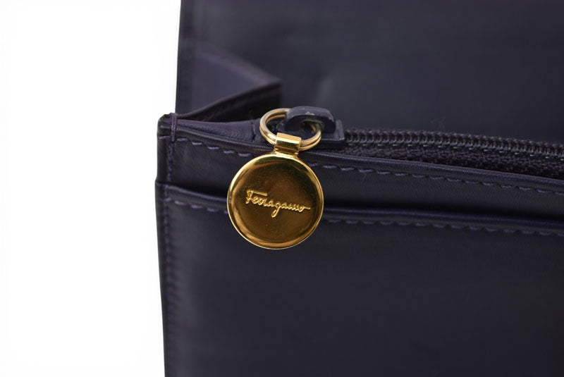 サルヴァトーレフェラガモ 財布 Salvatore Ferragamo 長財布 ガンチーニ/ロイヤルブルー【中古】