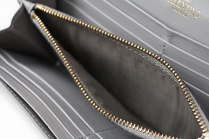 ヴァレンティノ 財布 VALENTINO 長財布 バレンチノ ロックスタッズ ライトグレー メンズ/レディース【中古】