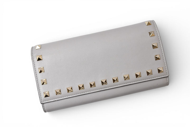 ヴァレンティノ 財布 VALENTINO 長財布 バレンチノ ロックスタッズ ライトグレー メンズ/レディース【中古】