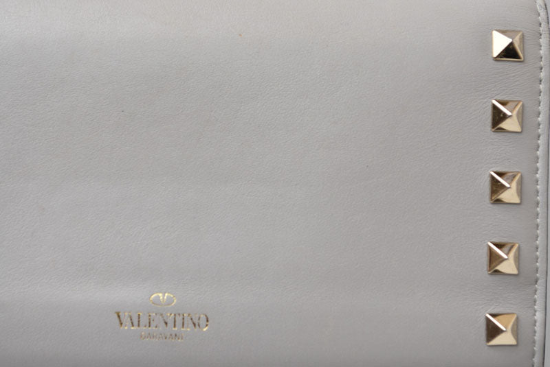 ヴァレンティノ 財布 VALENTINO 長財布 バレンチノ ロックスタッズ ライトグレー メンズ/レディース【中古】
