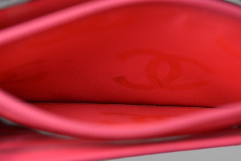 シャネル 財布/二つ折 CHANEL 折財布 カンボン A26722 ブラック/ブラック【中古】