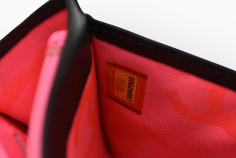 シャネル 財布/二つ折 CHANEL 折財布 カンボン A26722 ブラック/ブラック【中古】