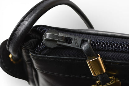 ロエベ ショルダーバッグ ヴィンテージ LOEWE アナグラム バッグ レザーブラック【中古】