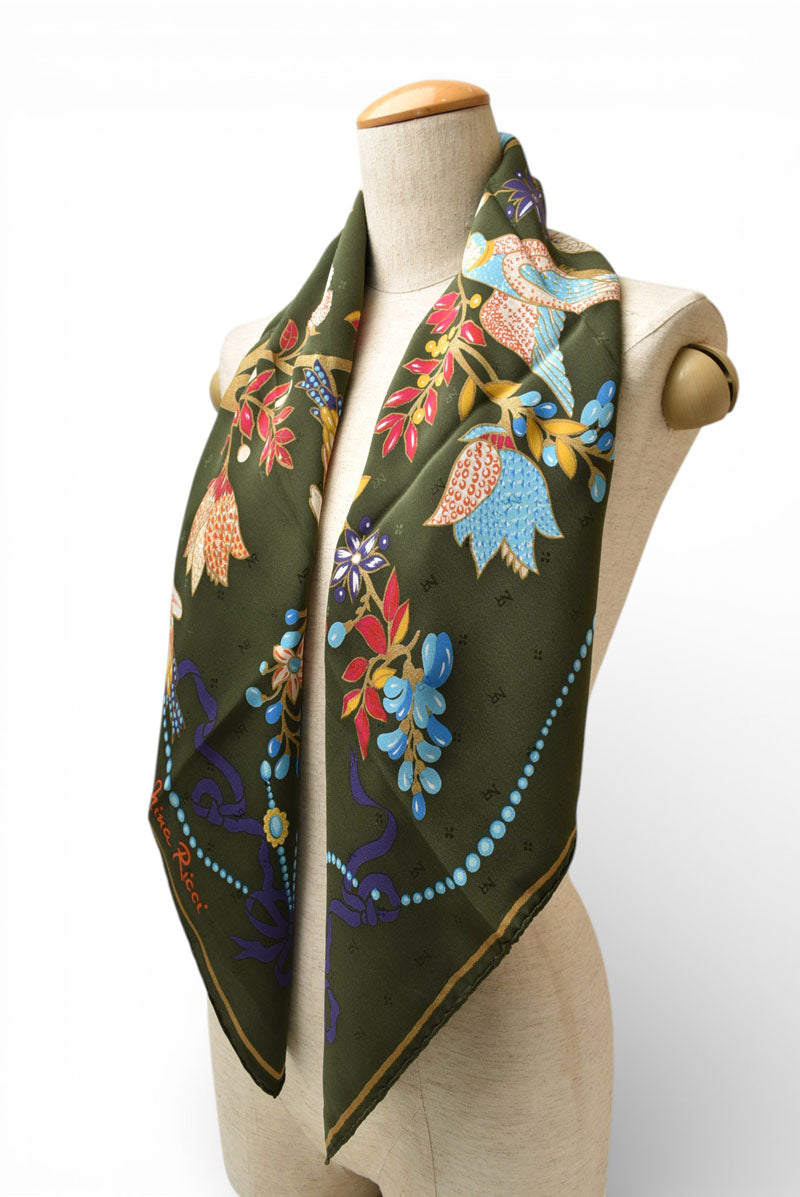 ニナリッチ スカーフ NINA RICCI スカーフ ロゴ/フラワー/バード グリーンマルチ 【中古】