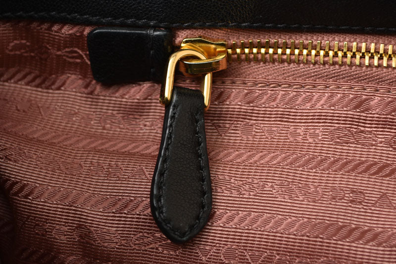 プラダ トートバッグ PRADA リボンモチーフ ナイロン ブラック/ピンク BN16010 レディース 【中古】