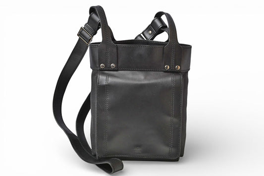 グッチ ショルダーバッグ ヴィンテージ GUCCI バッグ/肩掛け/クロスボディ レザー ブラック 106300 【中古】