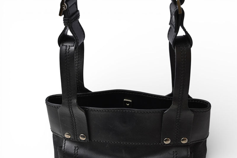 グッチ ショルダーバッグ ヴィンテージ GUCCI バッグ/肩掛け/クロスボディ レザー ブラック 106300 【中古】