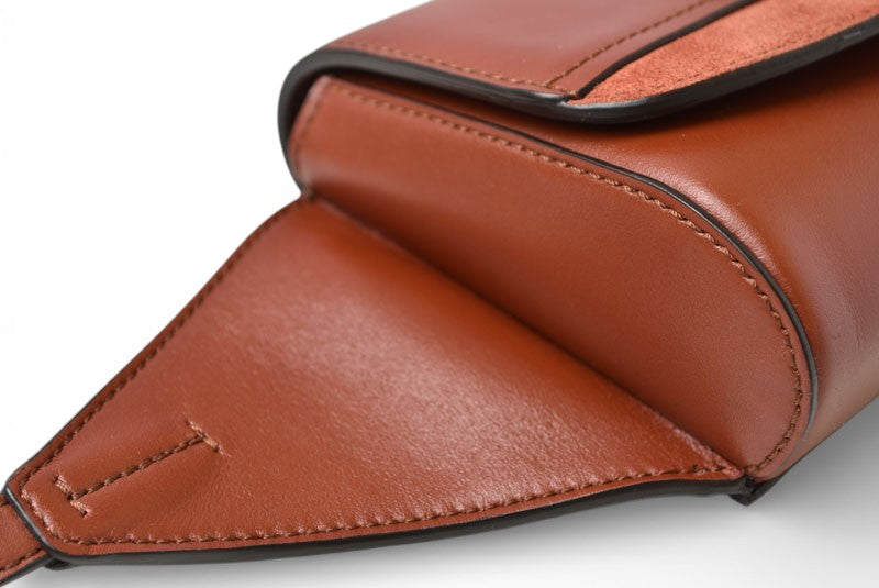 クロエ ボディバッグ/ウエストバッグ Chloe C ブラウン レザー ショルダーバッグ【中古】