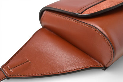 クロエ ボディバッグ/ウエストバッグ Chloe C ブラウン レザー ショルダーバッグ【中古】