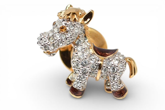 スワロフスキー ピンブローチ 馬/ポニー SWAROVSKI アクセサリー ラインストーン ゴールド 午年【中古】