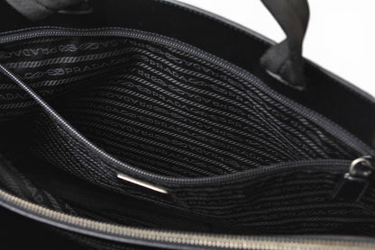 プラダ ハンドバッグ/ビジネスバッグ PRADA レザー A4対応 ブラック レディース/メンズ 【中古】