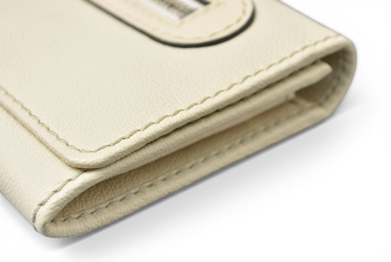 クロエ 財布/長財布 Chloe 財布 ヴィンテージ ケララ ホースチャーム オフホワイト 7AP301【中古】